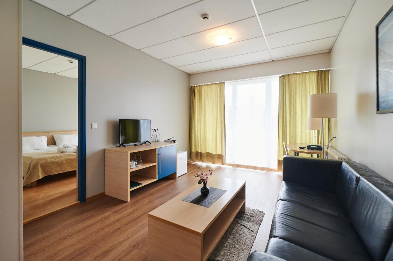 Asa Spa Hotel Kuressaare Exteriör bild
