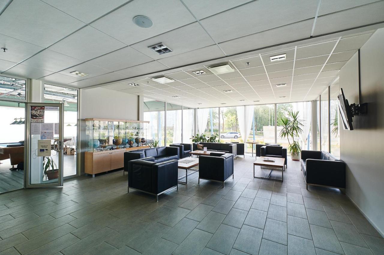 Asa Spa Hotel Kuressaare Exteriör bild
