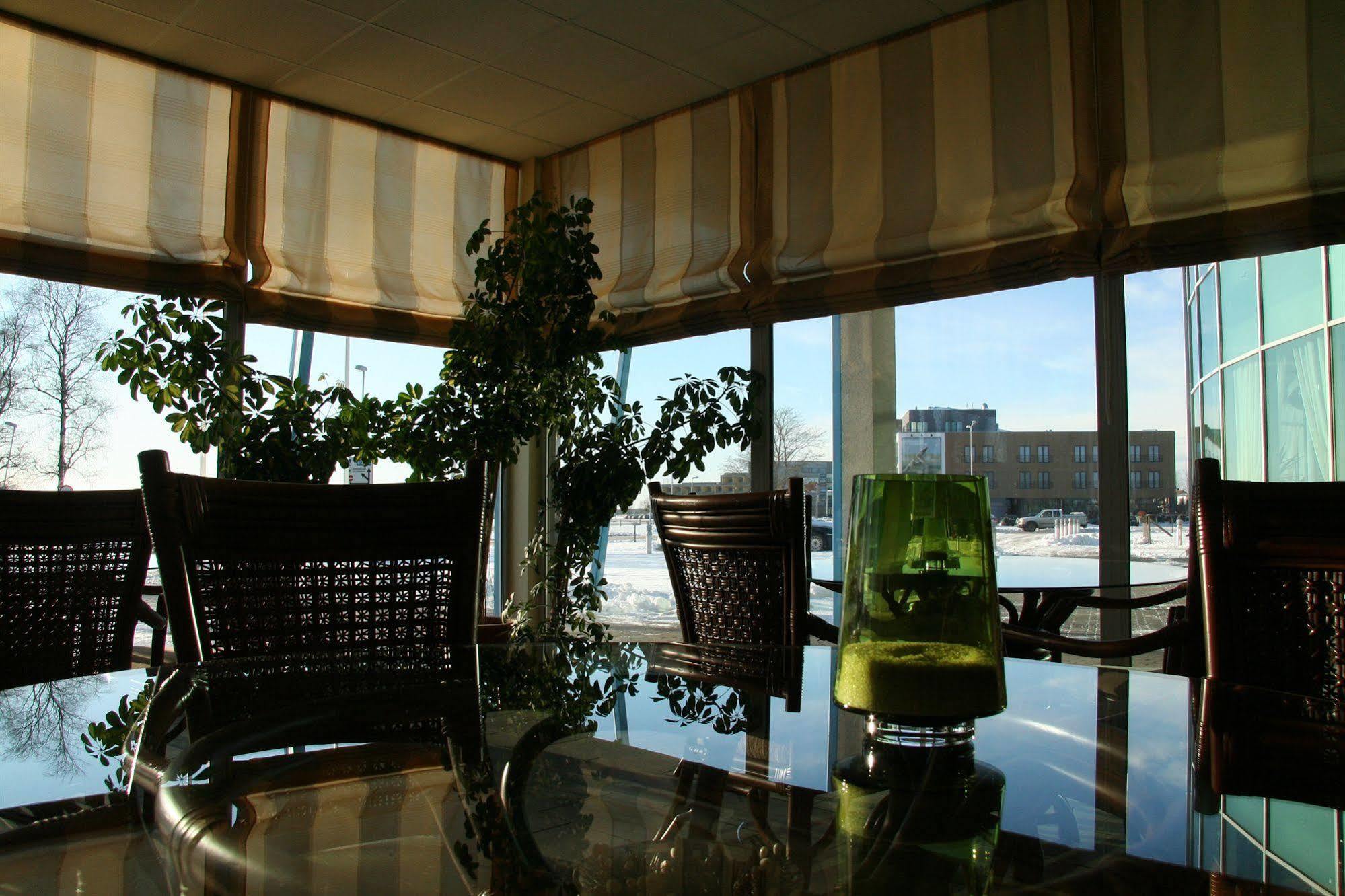 Asa Spa Hotel Kuressaare Exteriör bild