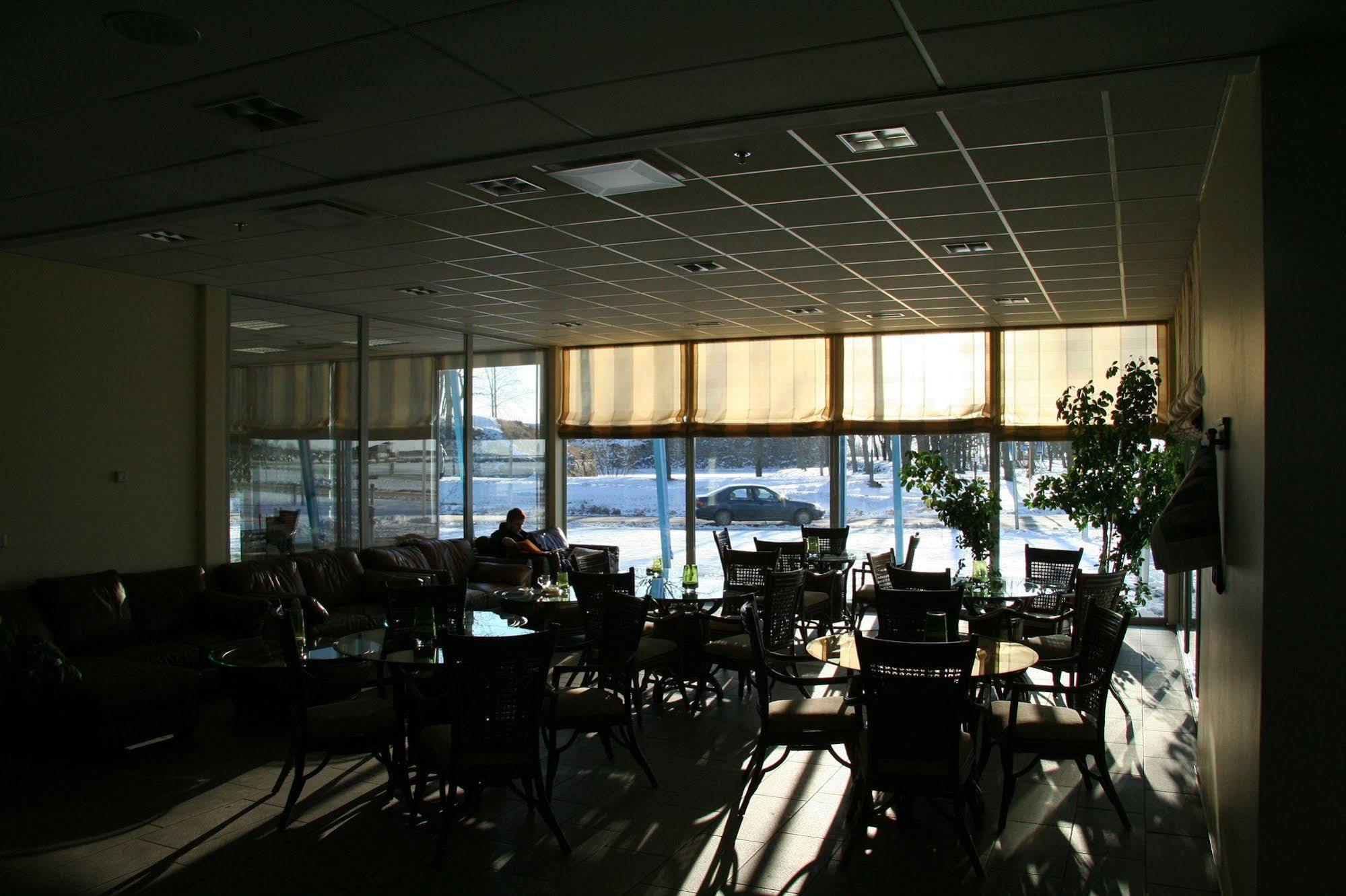 Asa Spa Hotel Kuressaare Exteriör bild